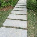 绵阳 芝麻黑小区踏步、汀步石铺装效果