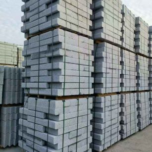 绵阳 路沿石（路侧石），颜色一致，尺寸标准