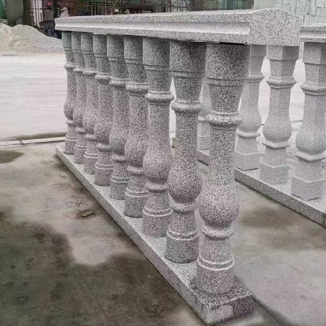 绵阳 芝麻白圆形光面花瓶柱，栏杆
