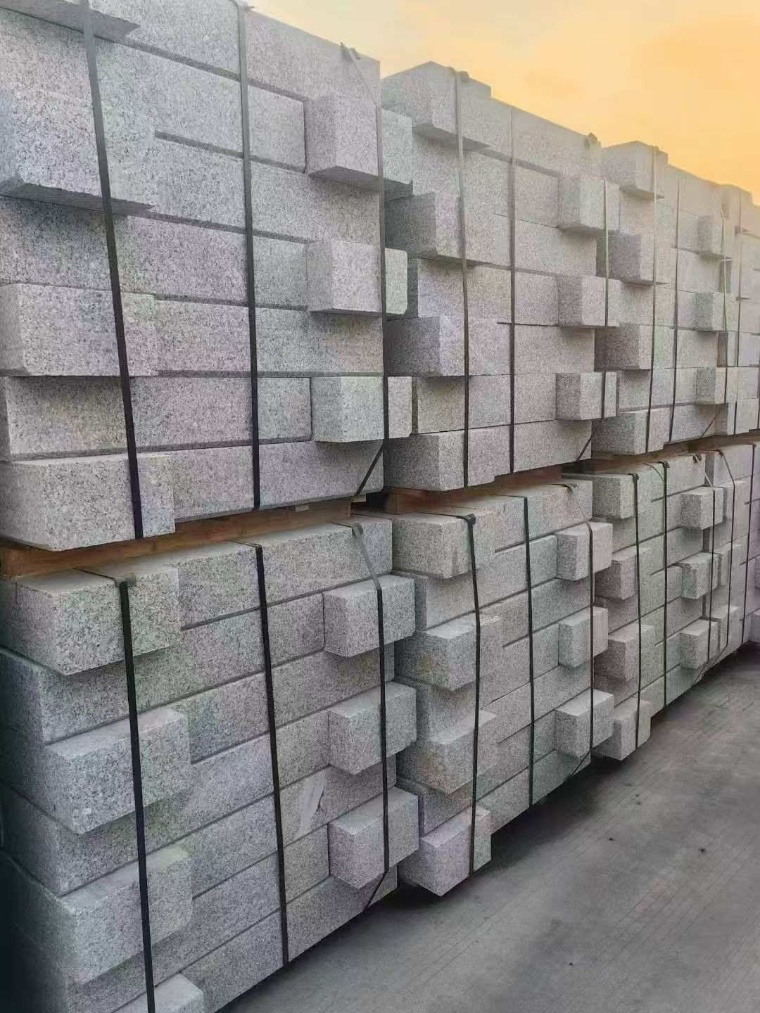 绵阳 芝麻白路沿石