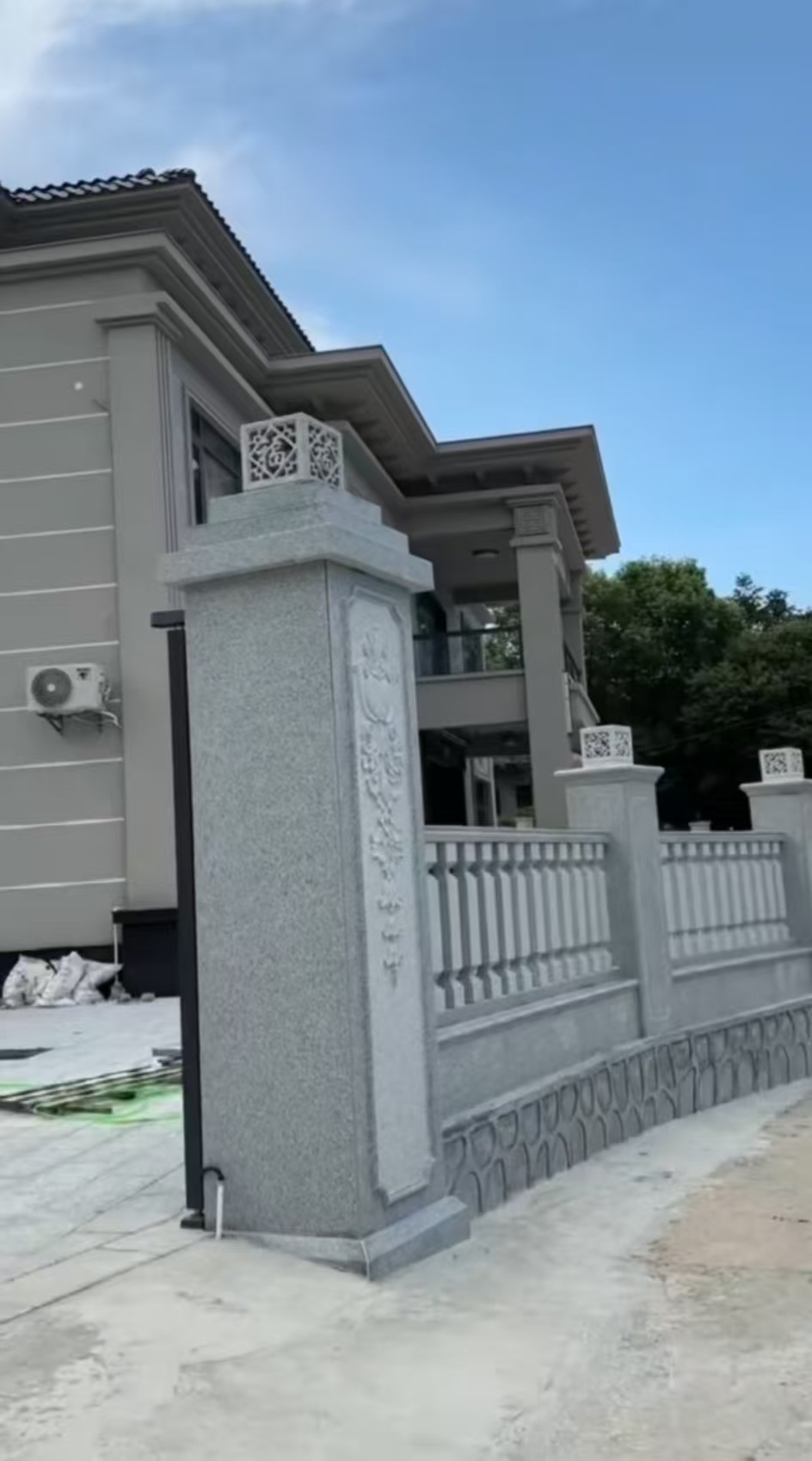 绵阳 芝麻白别墅围墙栏杆，私人订制