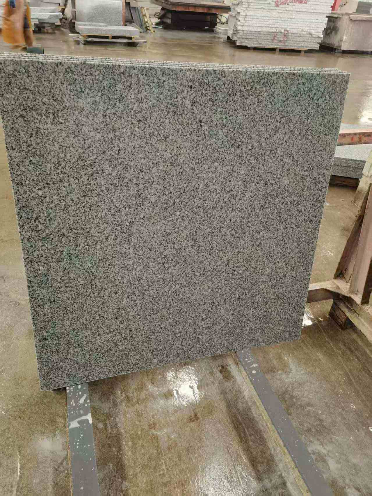 绵阳 芝麻白光面900*900，高地铁标准