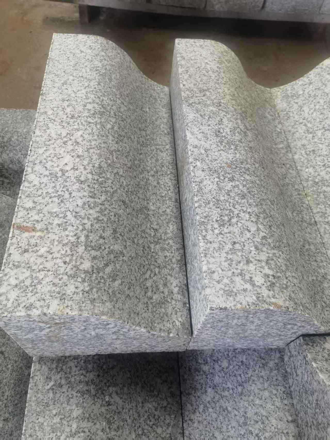 绵阳芙蓉白S型拉丝面路沿石
