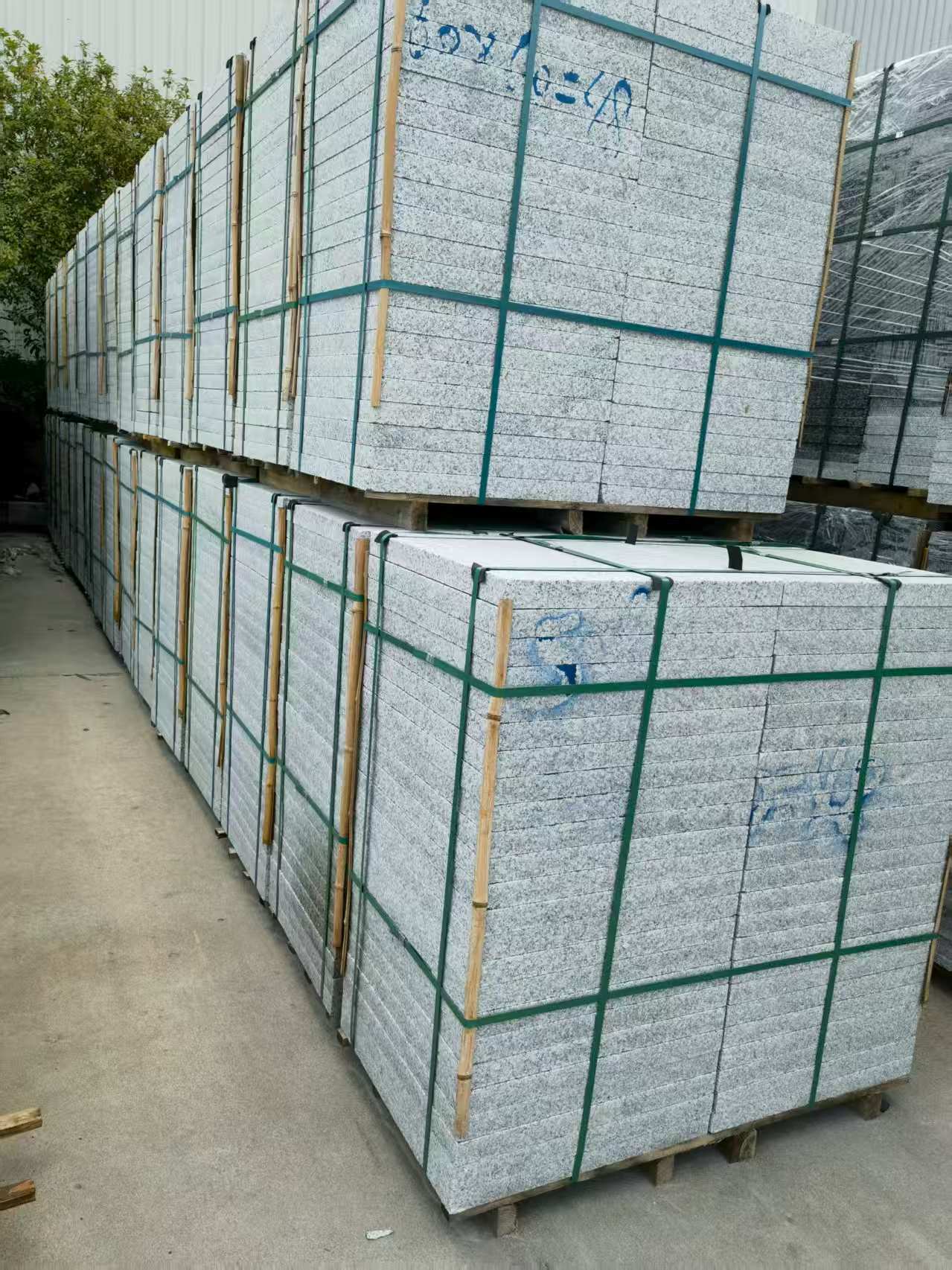绵阳 大花芙蓉白火烧成品，市政园林广场地铺石